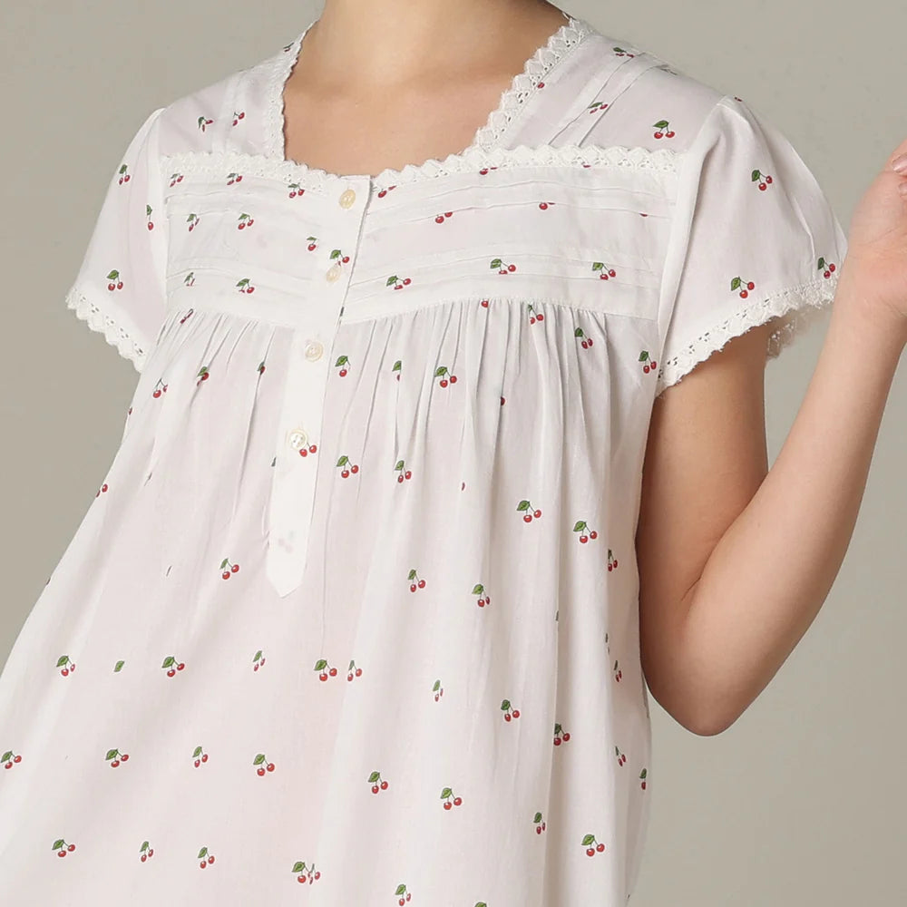 Robe de nuit longue cerises