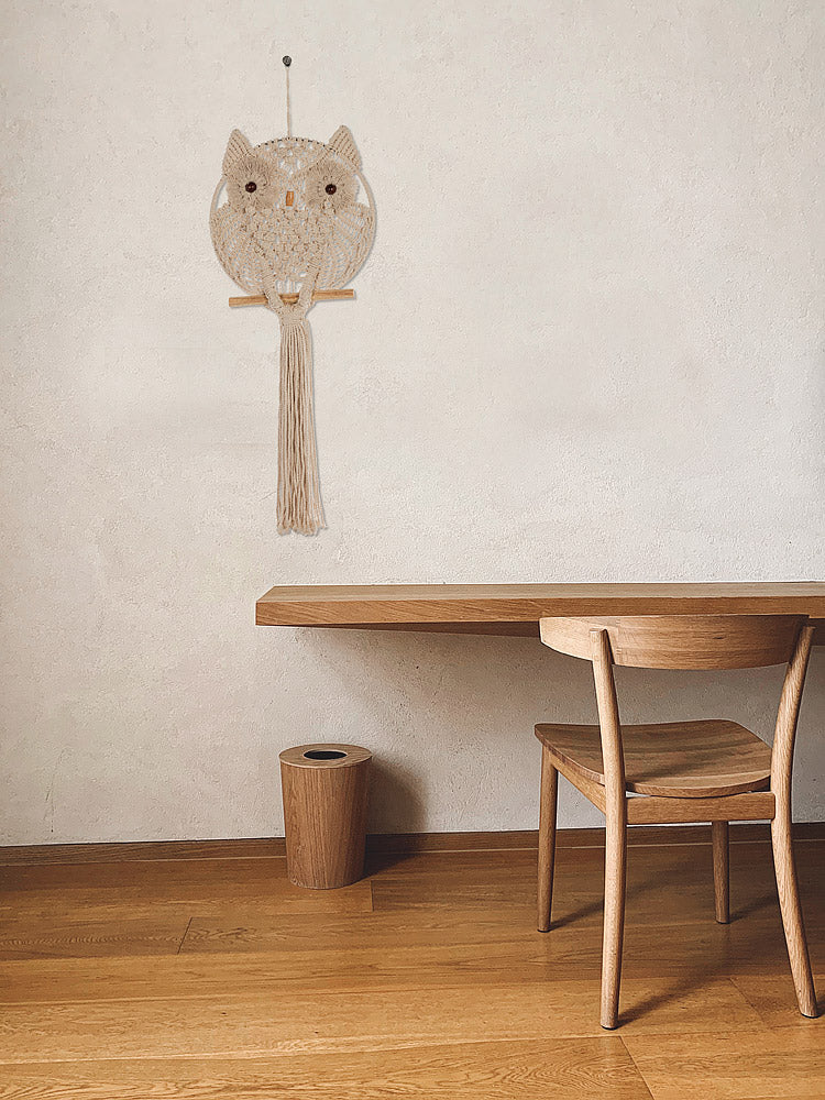 Tenture murale en forme de hibou en macramé