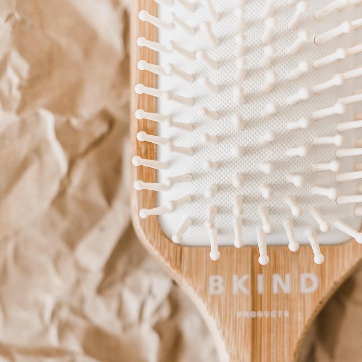 Brosse à cheveux en bambou