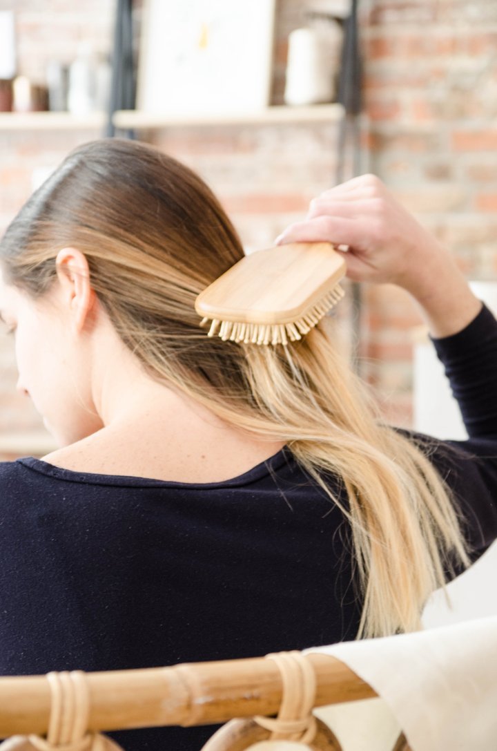 Brosse à cheveux en bambou