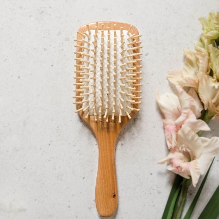 Brosse à cheveux en bambou