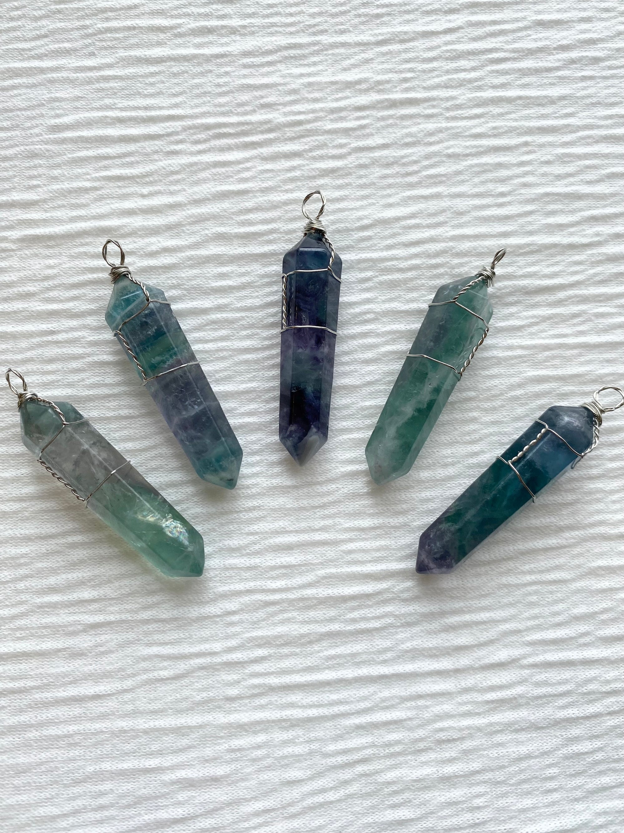 Pendentif de Fluorite enroulé 5cm