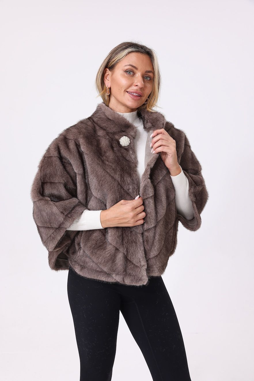 capelet de faux-fur taupe