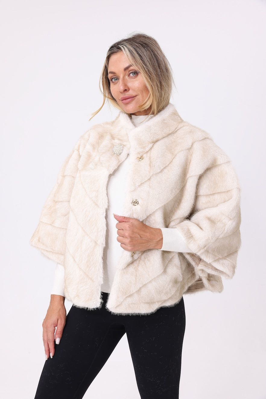 capelet de faux-fur crème